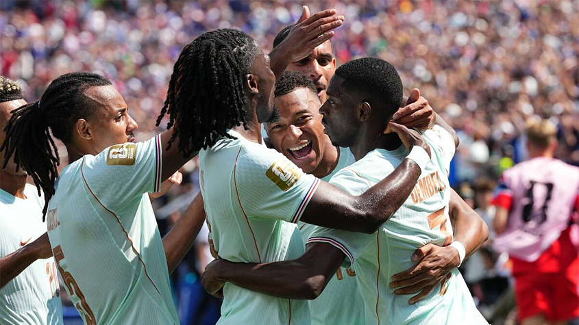 Francia golea a Noruega y clasifica con paso perfecto