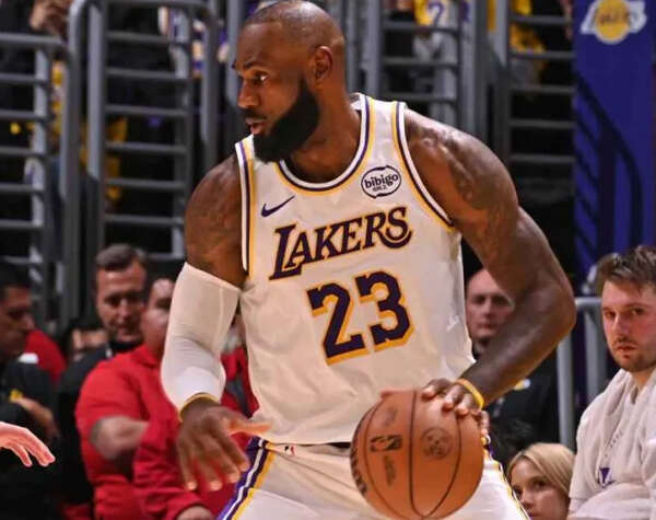 El Rey cambia de reino: LeBron James deja a los Lakers