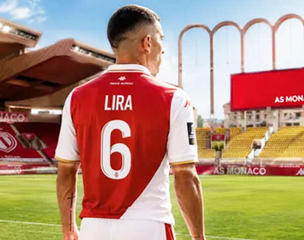 As Mónaco no se rinde por Erik Lira y mejora su oferta a Cruz Azul