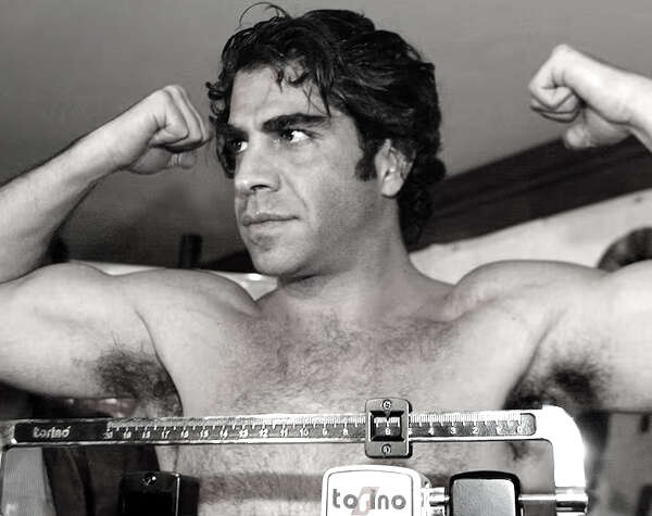 Fallece Jorge Kahwagi Macari, empresario y exboxeador