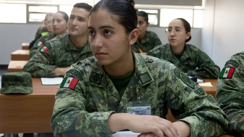 México dice adiós a las escuelas militarizadas tras casos de abuso