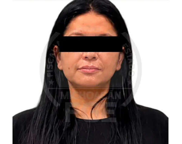 Detienen a funcionaria de Bienestar de Uruapan por el caso del asesinato de Carlos Manzo